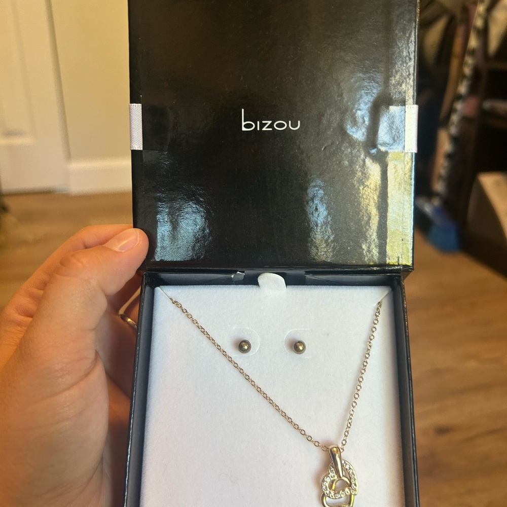 Fake Gold Necklace and Earring Set